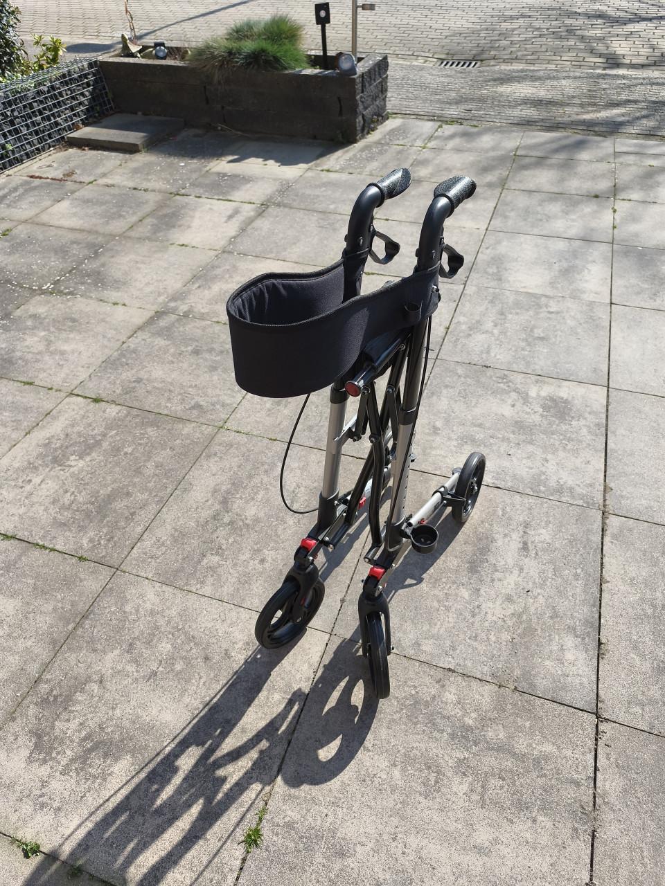 Bijna nieuwe rollator