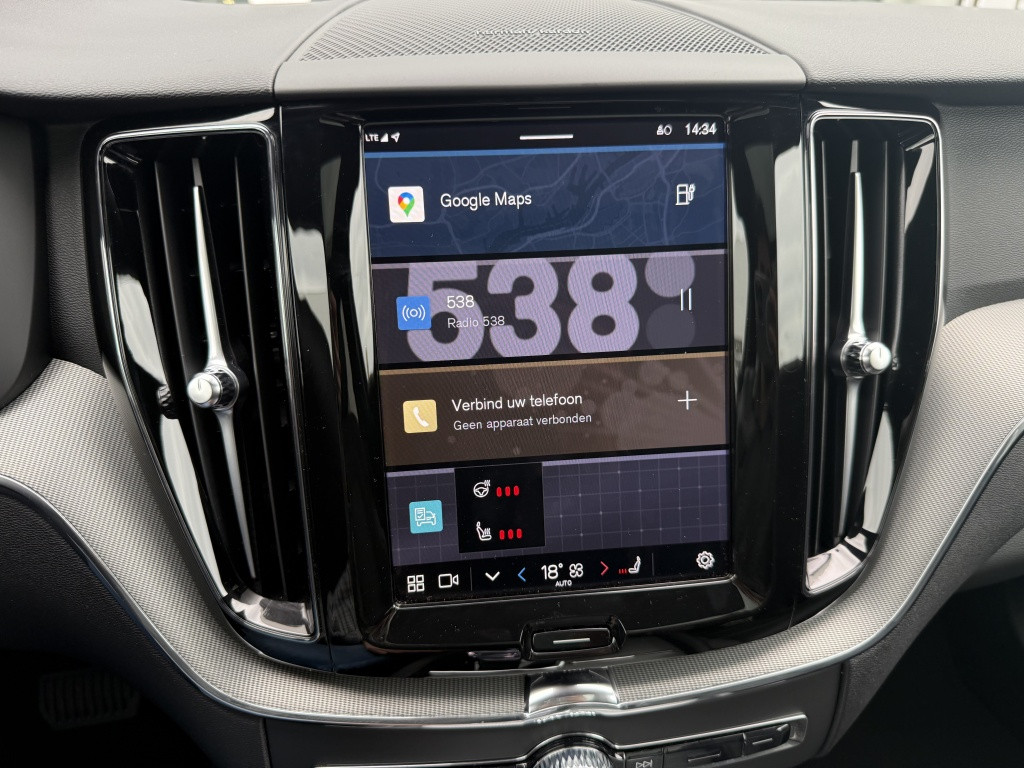 Volvo XC60 t8 455pk recharge black edition| panodak| trekhaak| adap.cruise|