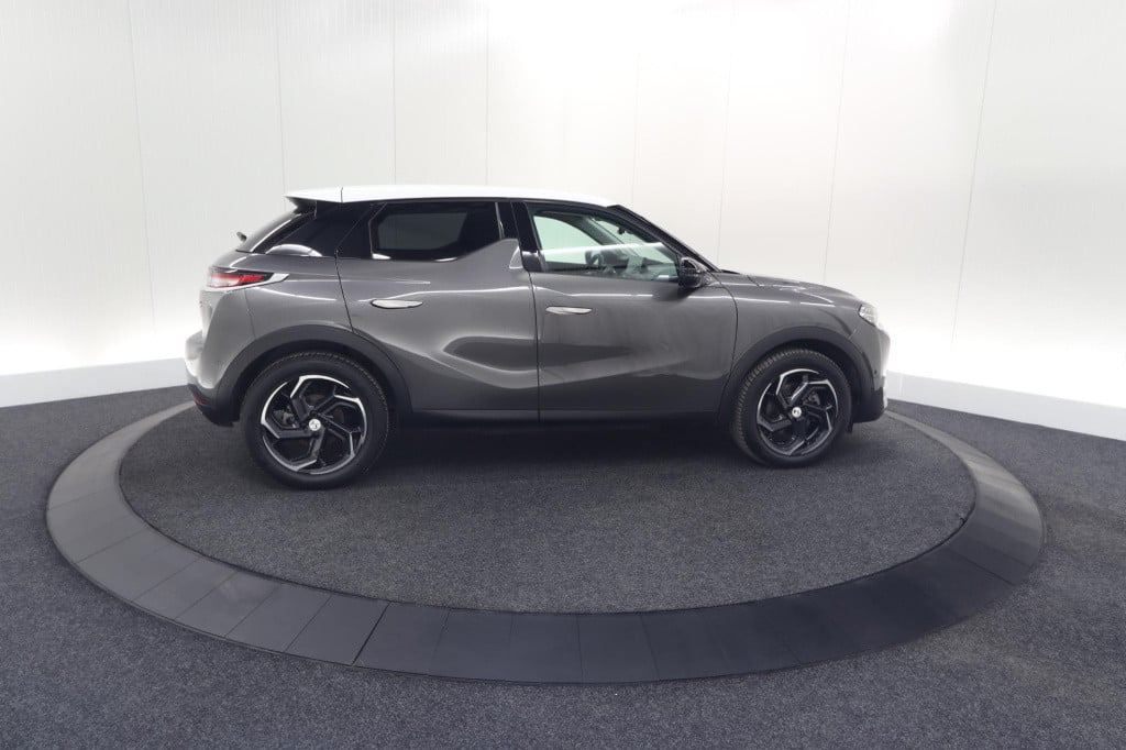 Ds Ds 3 crossback 50 kwh e-tense so chic | camera | dodehoekdetectie | head
