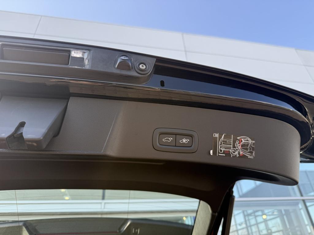 Volvo XC40 t5 262pk recharge inscription| leder| navi| 2-zone climate| 19''