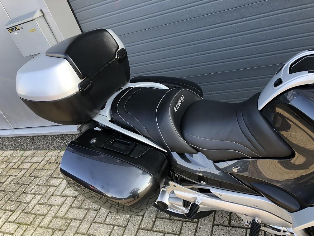 BMW R1200RT ABS uit 2005 met 79dkm, comfortzadel, topkoffer etc €3795,-