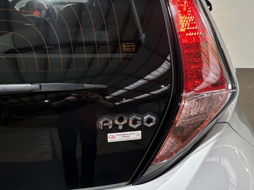 Toyota Aygo 1.0 vvt-i x-play