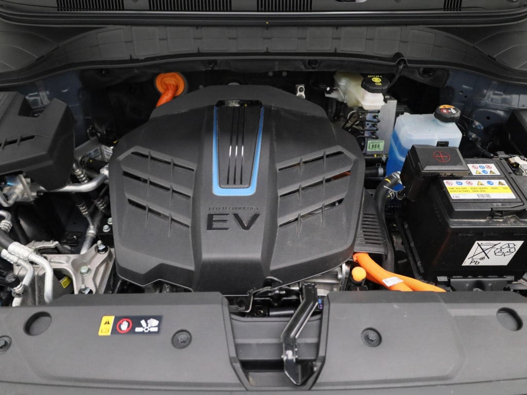 Hyundai Kona ev premium 64 kwh