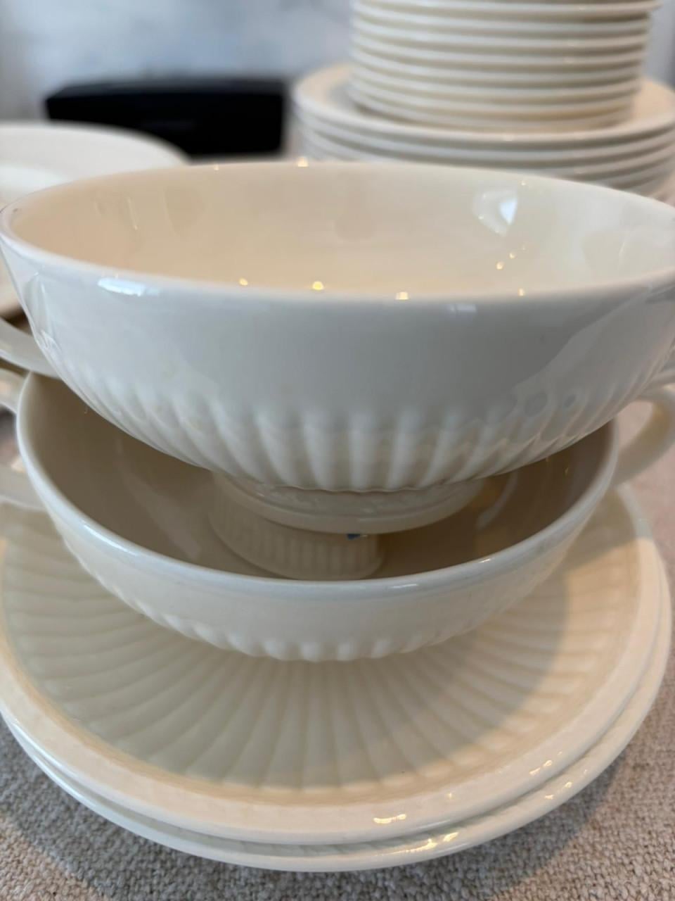 Compleet Wedgewood Edme servies