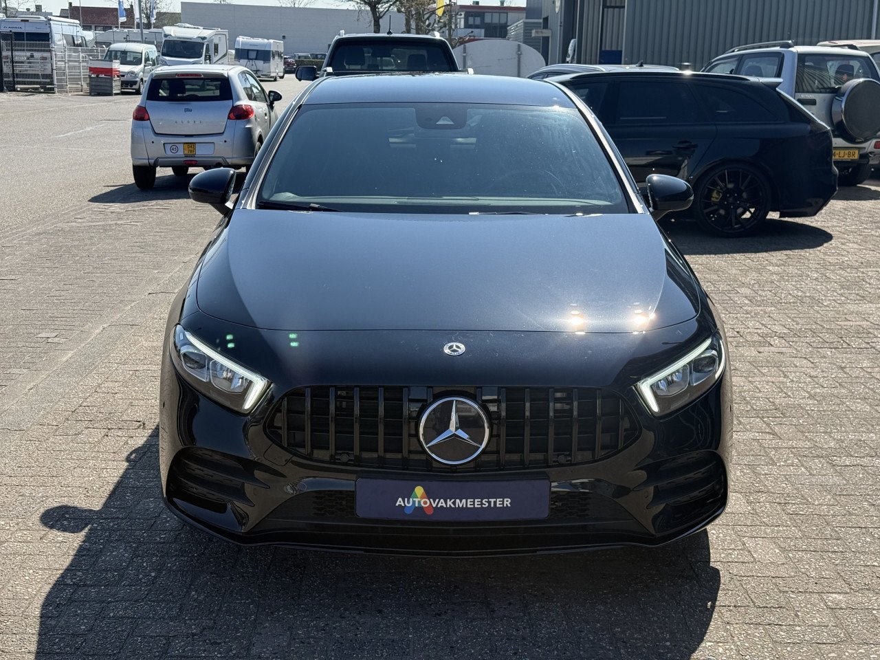 Mercedes-Benz A-klasse - 180 d AMG | Widescreen | Camera | Sfeer | Carplay