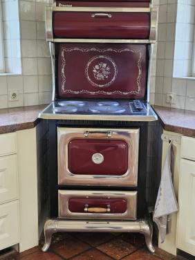 Te Koop mooie Elektrisch fornuis Heartland Type 8120