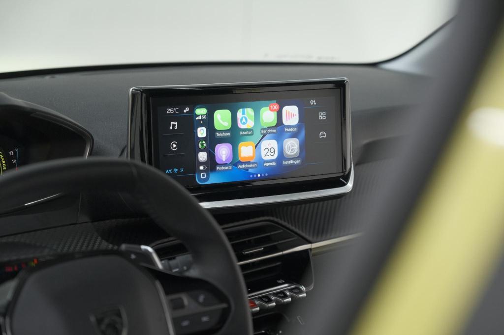 Peugeot 208 1.2 hybrid 110 e-dcs6 style | parkeersensoren | apple carplay |