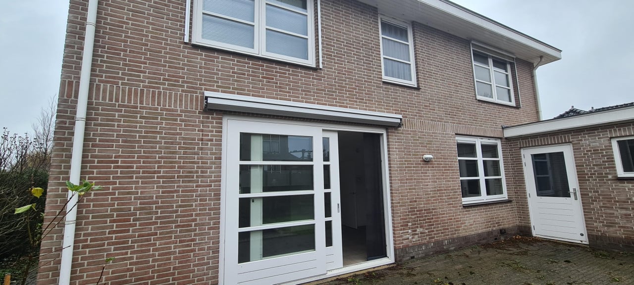 Oostkerkestraat 5, Wolphaartsdijk