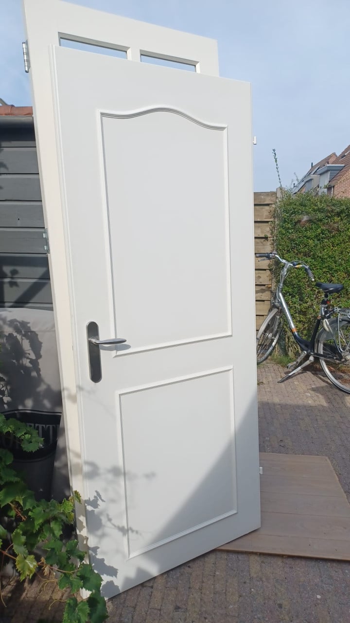 Buiten en binnendeuren