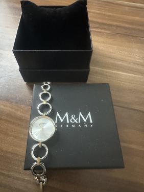 Nieuw in doos M&M horloge