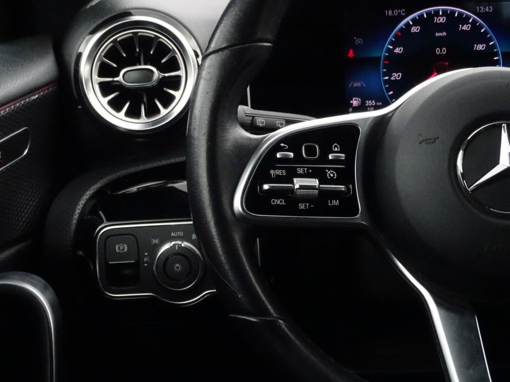 Mercedes-Benz A-Klasse 200 business solution plus upgrade | camera | led | 