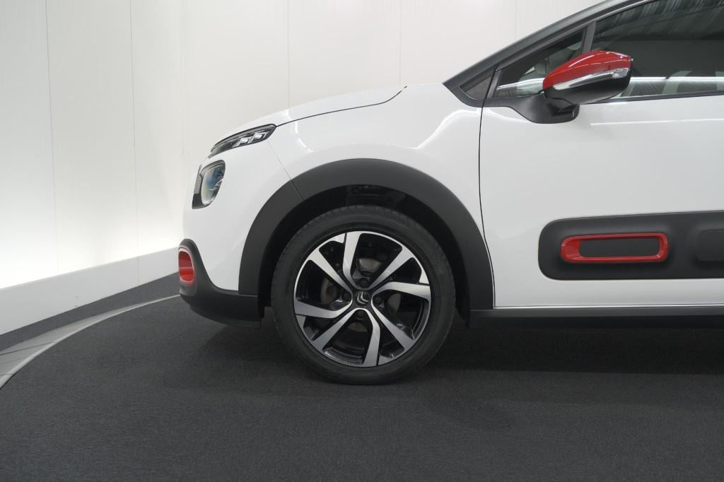 Citroen C3 puretech 82 shine | camera | parkeersensoren | navigatie | apple