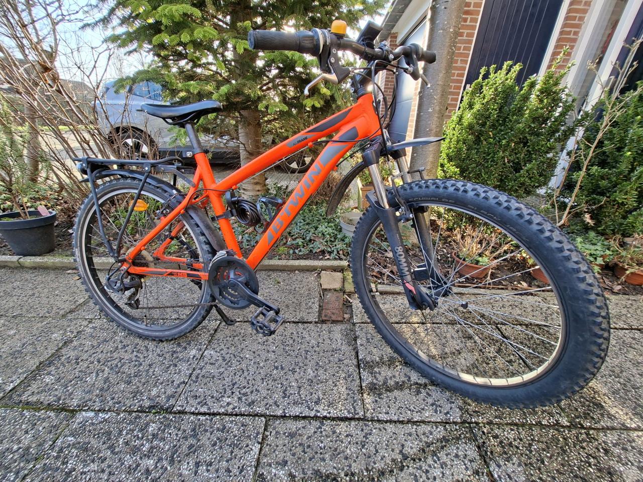 Te koop: leuke jongensfiets