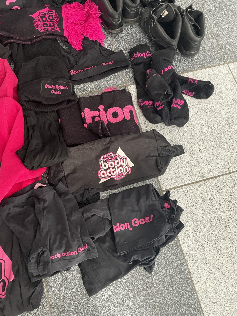 Bodyaction kleding (hele doos vol)