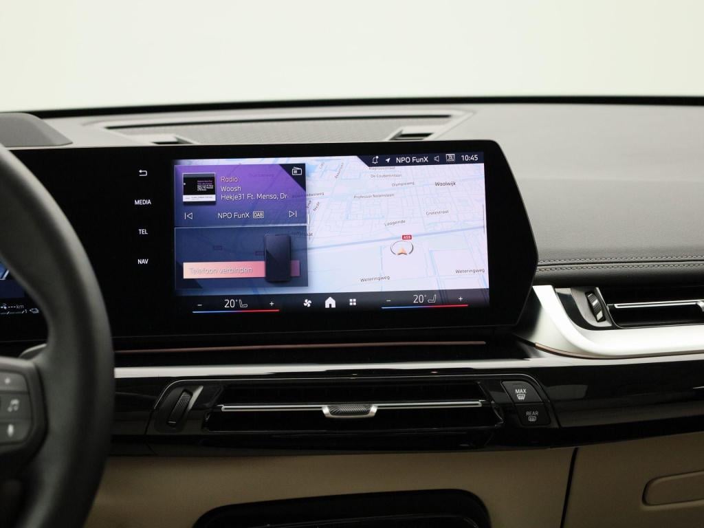 BMW X1 xdrive25e | automaat | leder | panorama dak | stoel verwarming | vir