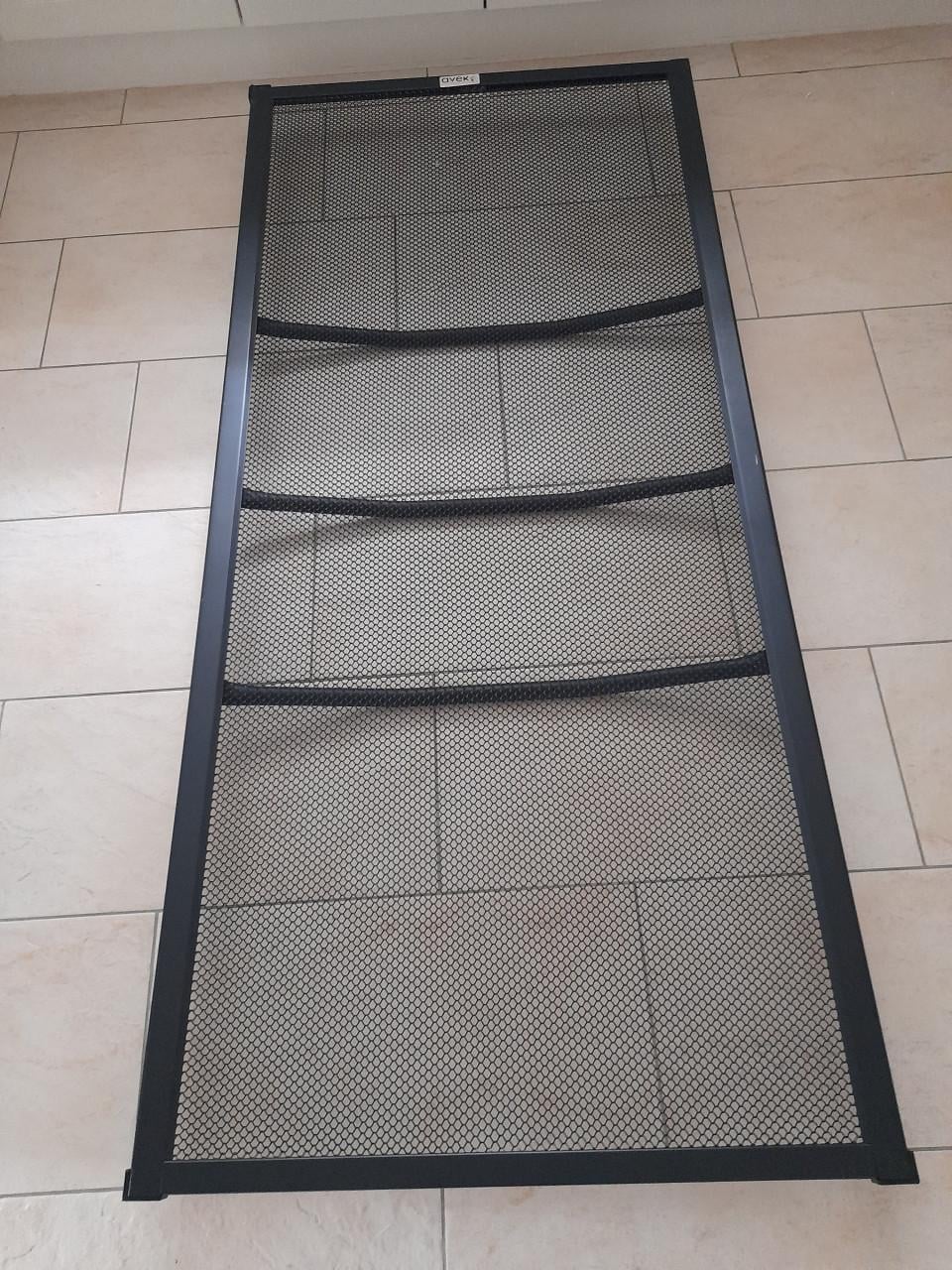 Stevige Spiraal bodem 90 x 200 (in goede nette staat )