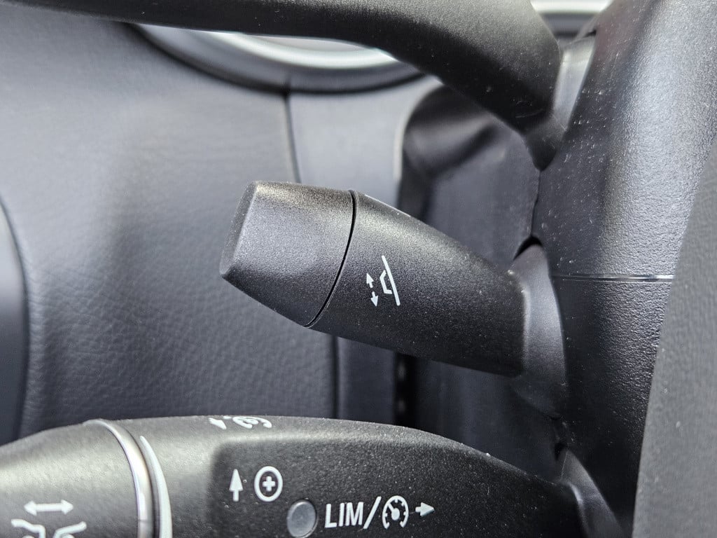 Mercedes-Benz C-Klasse cabrio amg 63 | burmester | carbon ceramic brakes