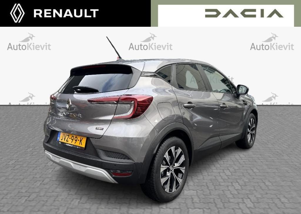 Renault Captur 1.6 e-tech hybrid 145 evolution