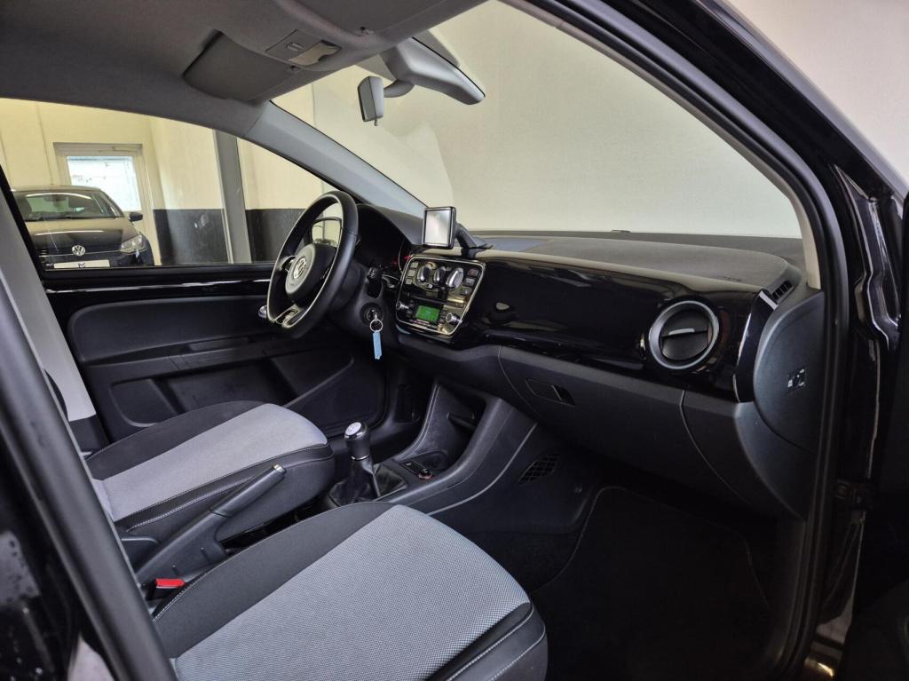 Volkswagen UP! 1.0 high up! bluemotion / 5-deurs / cruisecontrol / stoelver