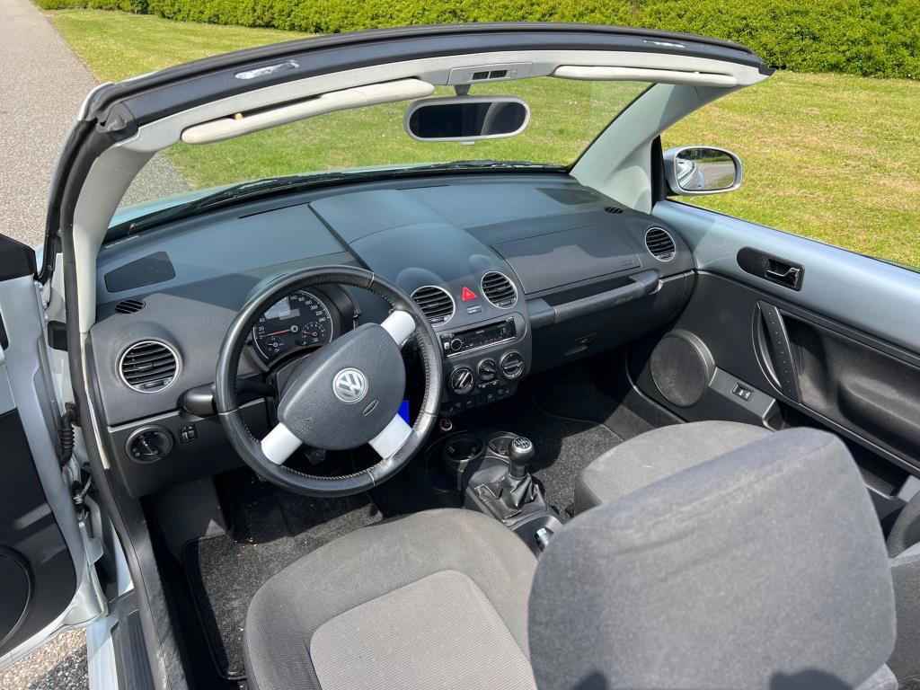 Volkswagen New Beetle cabriolet 2.0 trendline