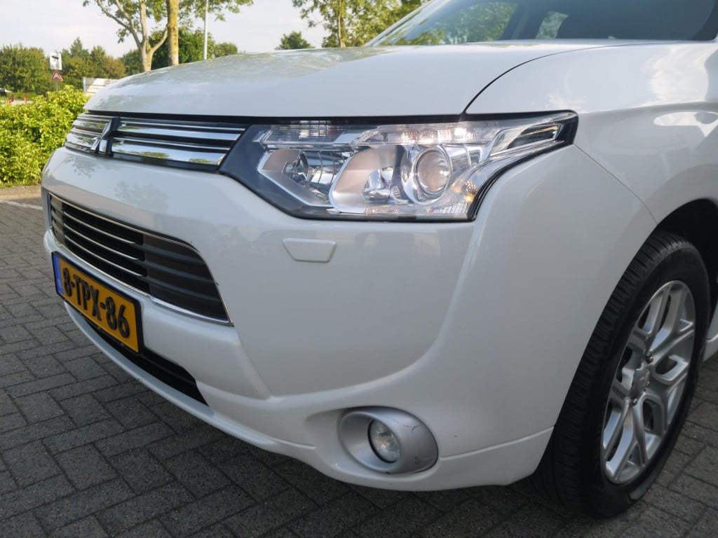 Mitsubishi Outlander 2.0 phev instyle 4wd