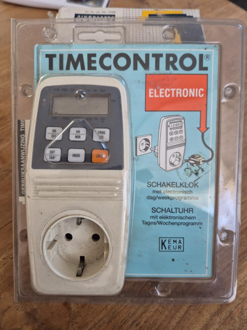 Digitale tijdklok week, prijs per stuk