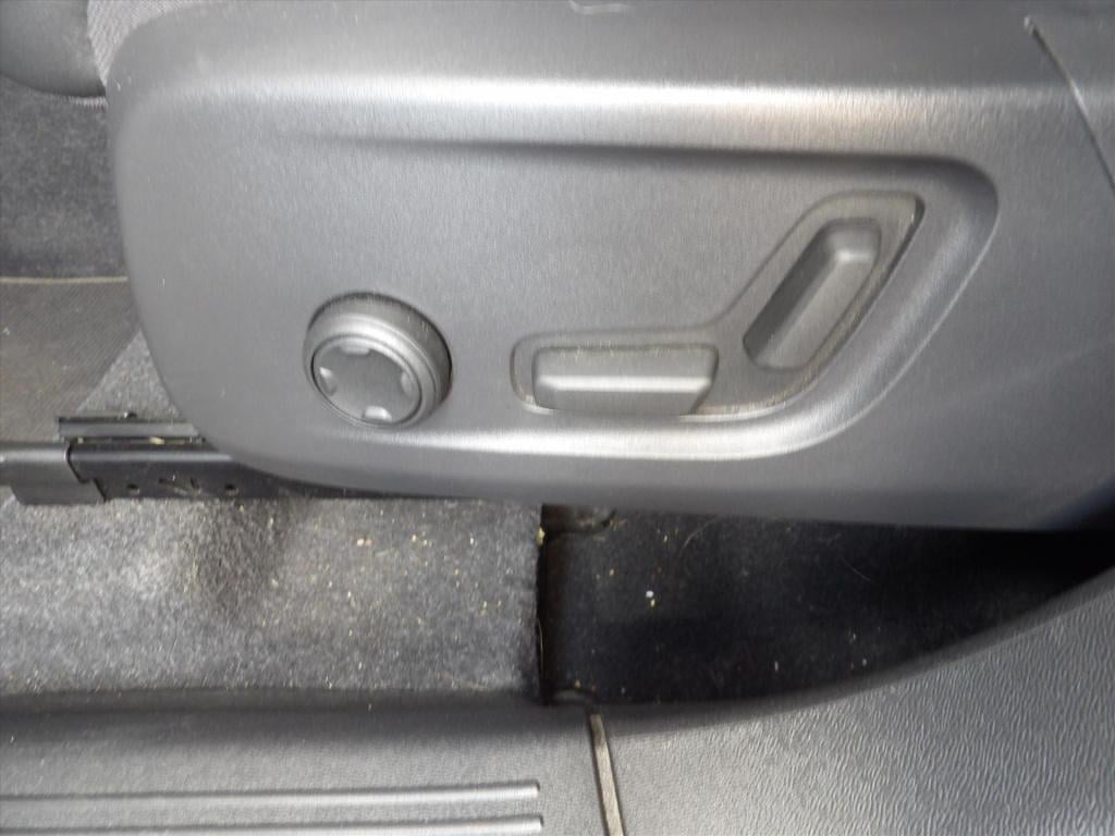 Volvo XC40 t5 plug-in hybrid 262pk aut plus dark