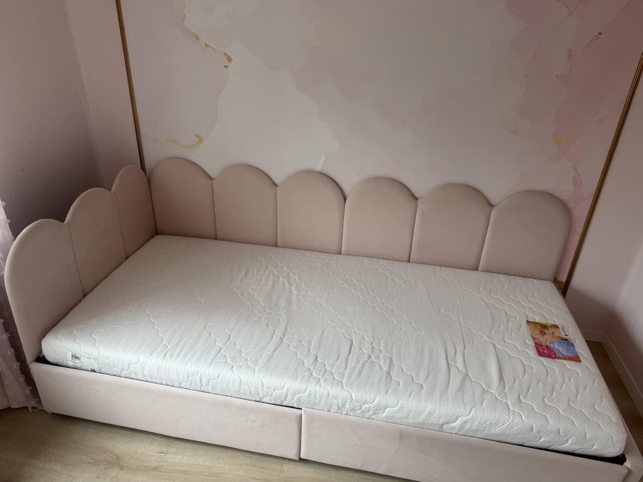 Meidenbed