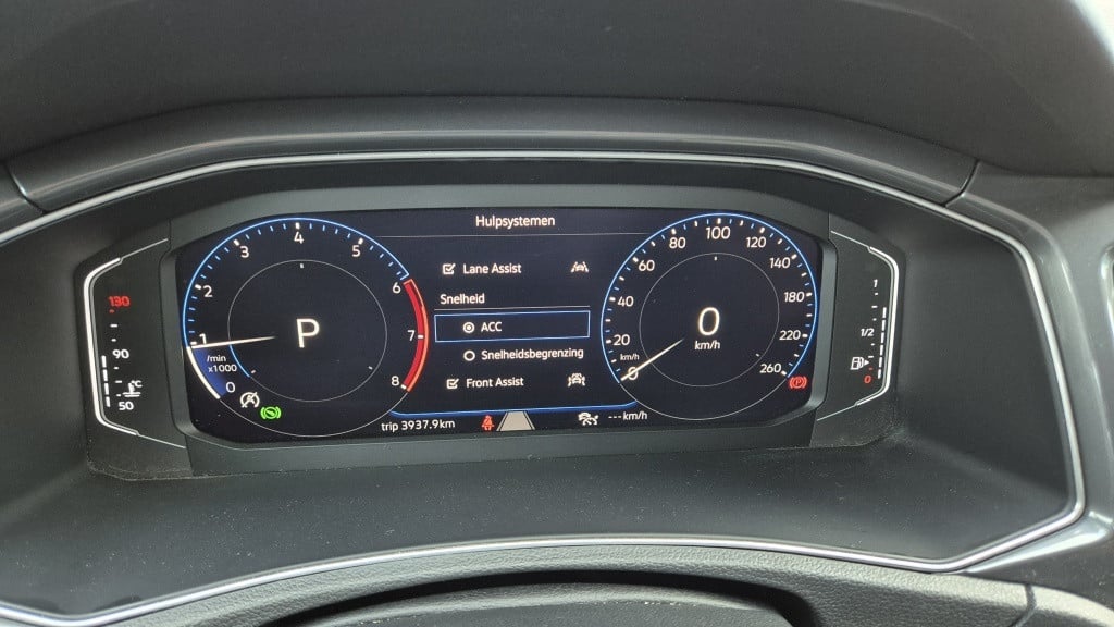 Volkswagen T-roc 1.5 tsi sport bnsr*navi*clima*led*lane ass*vitrual*18*came