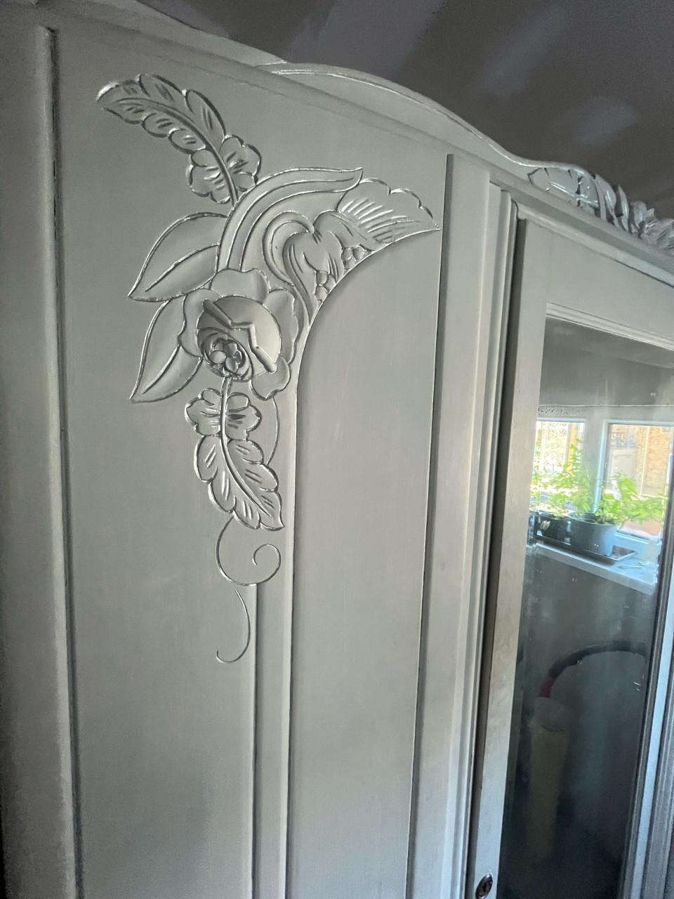 Opgeknapte antieke kast