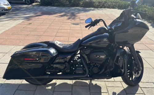Harley davidson road glide  2020