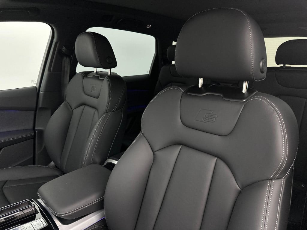 Audi Q7 pro line s 55 tfsi e 290 kw / 394 pk suv 8 versn.