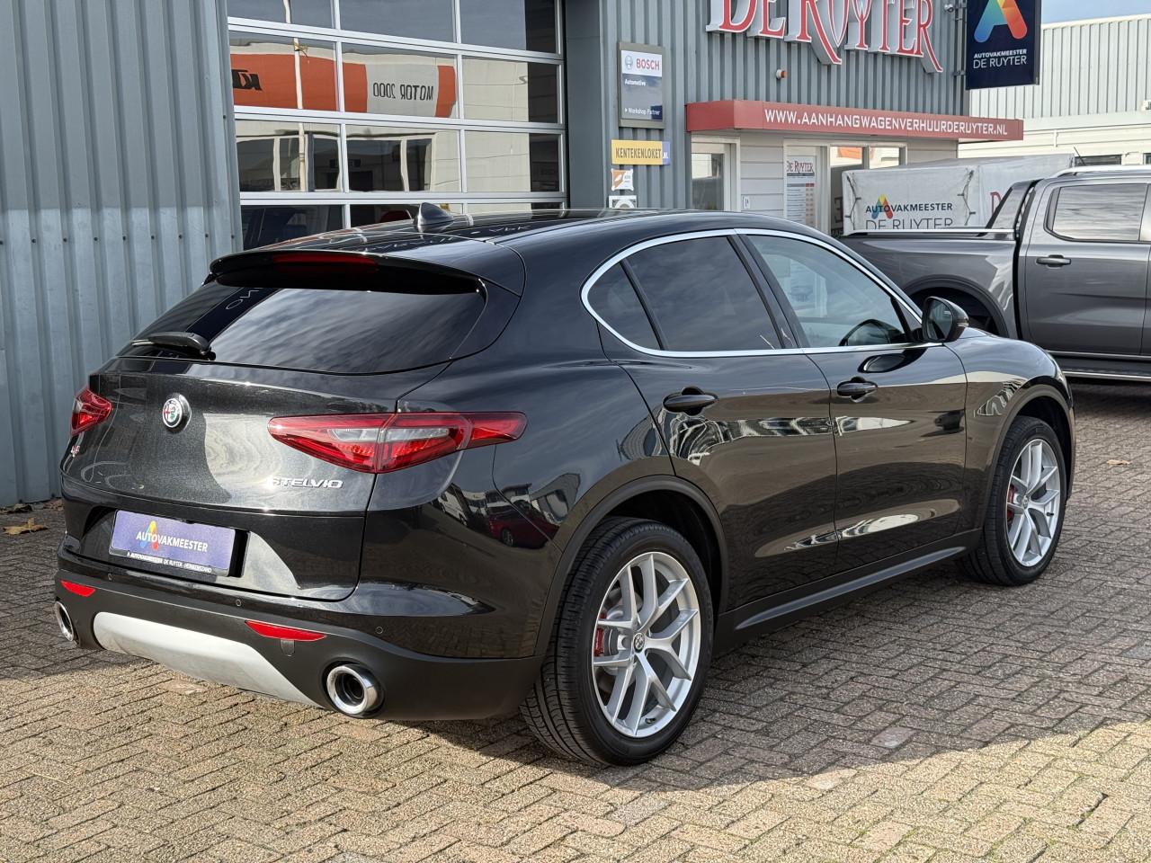 Alfa Romeo Stelvio - 2.0 T AWD 280PK | Pano | Memory
