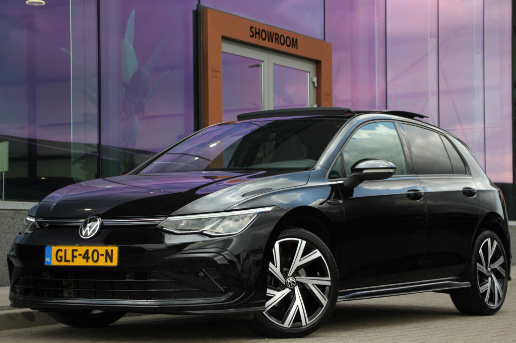 Volkswagen Golf 1.5 etsi r-line business | acc | pano. | camera | dab | sfe