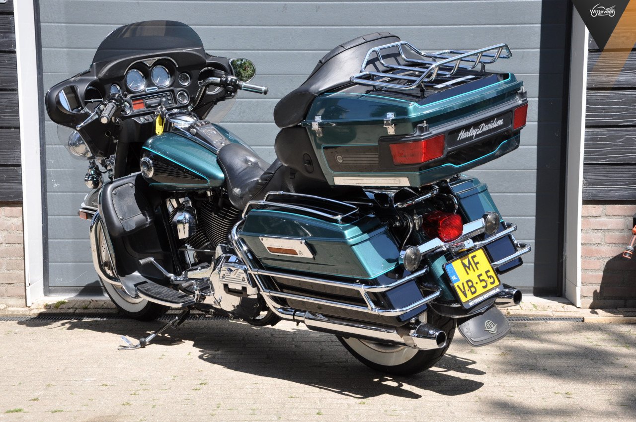 Harley-Davidson FLHTCUI Electra Glide Utlra Classic