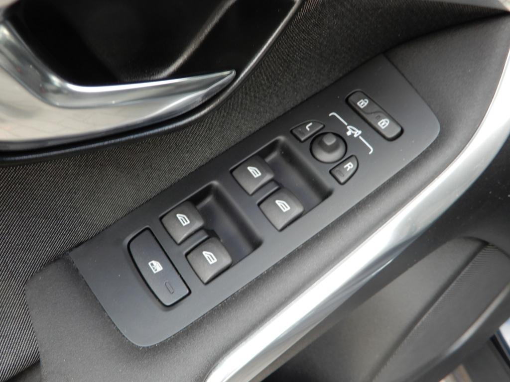 Volvo V40 cross country 1.5 t3 nordic+ | nl auto | lage km stand | dealer o