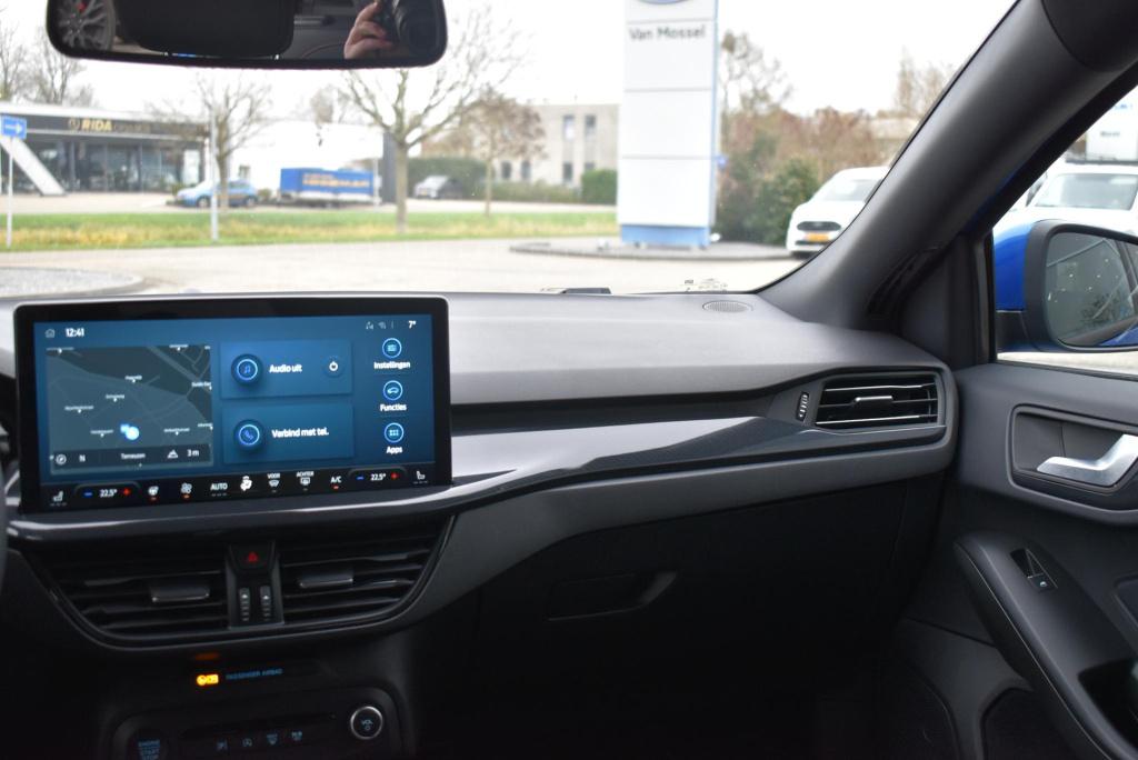 Ford Focus wagon 1.0 ecoboost hybrid st line x | climate control | adaptiev