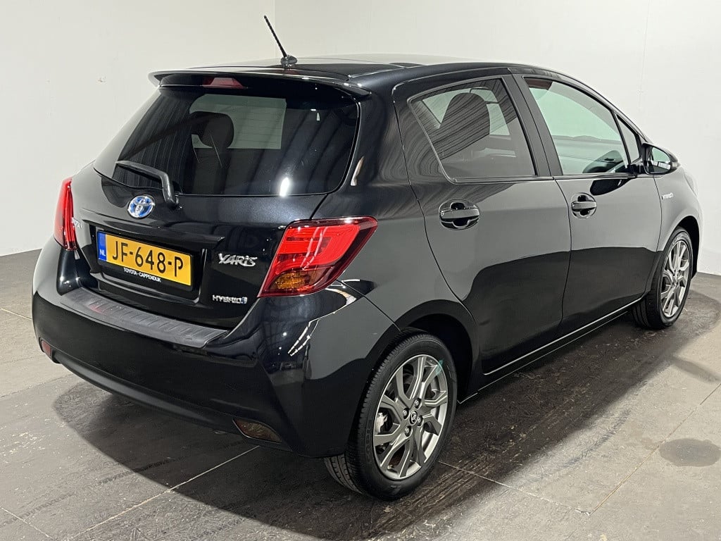 Toyota Yaris 1.5 hybrid dynamic | navi | panodak | camera |
