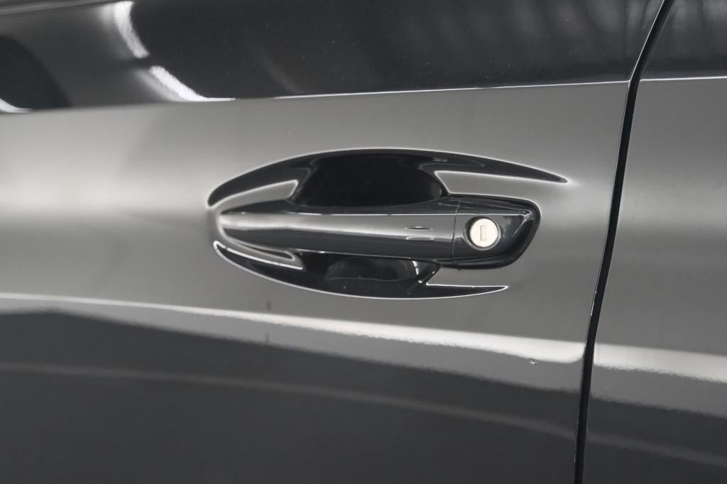 Peugeot 208 1.2 hybrid 145 e-dcs6 gt | alcantara pakket | camera | apple ca