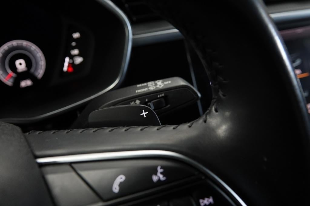 Audi Q3 35 tfsi pro line | keyless | led | camera |