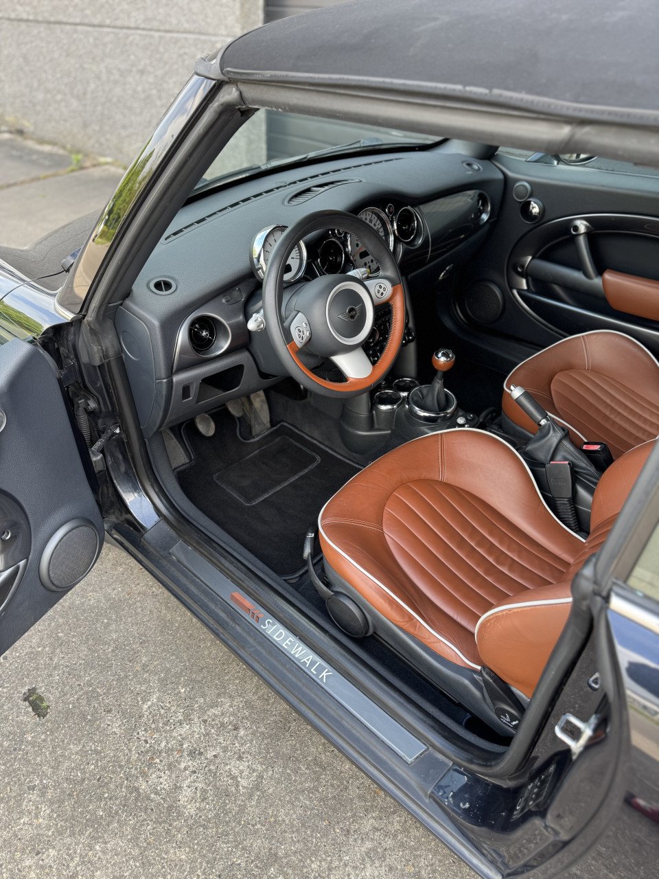 Mini Cooper Cabriolet 1.6 Sidewalk 144DKM 2007