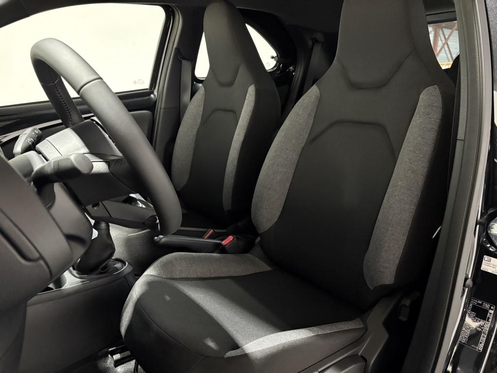 Toyota Aygo x 1.0 vvt-i mt play