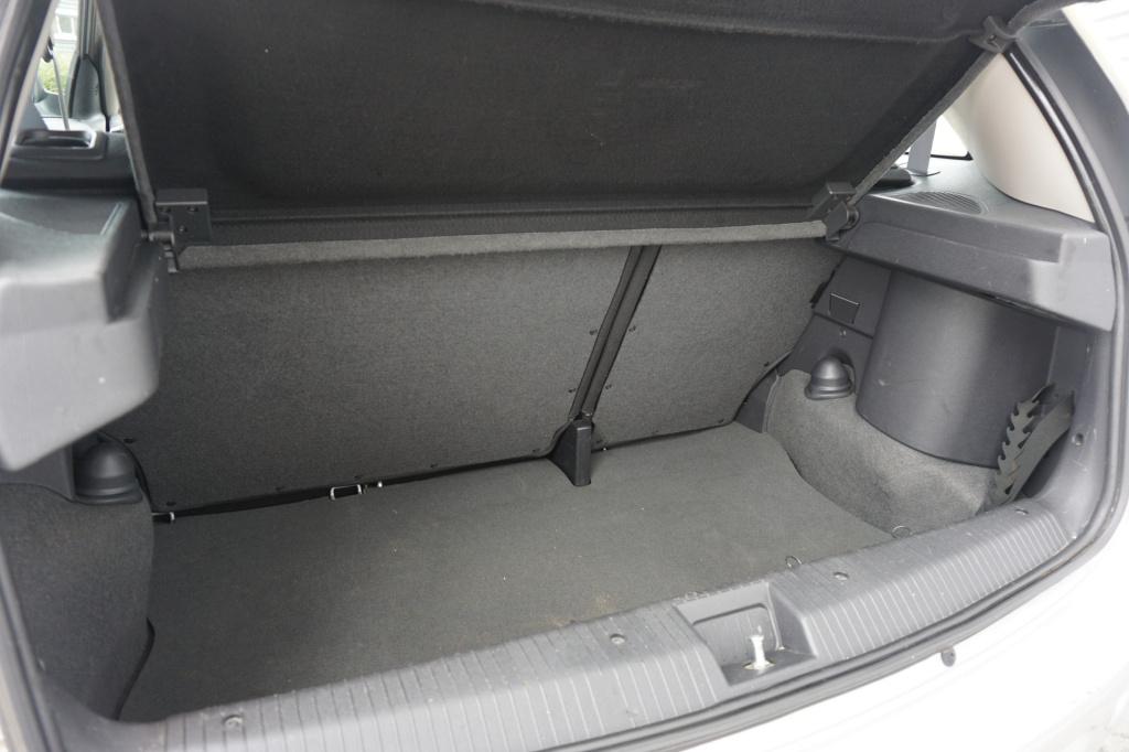 Opel Corsa 1.2-16v silverline airco / elektr. ramen / lm velgen / nap