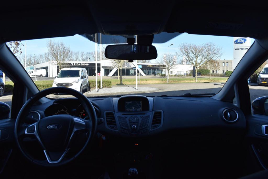 Ford Fiesta 1.0 style | incl. nieuwe distributieriem | airco | navigatie | 