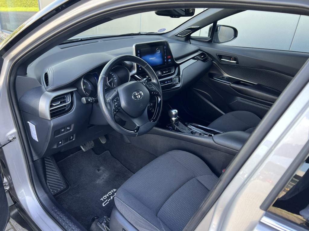 Toyota C-hr 1.8 hybrid style