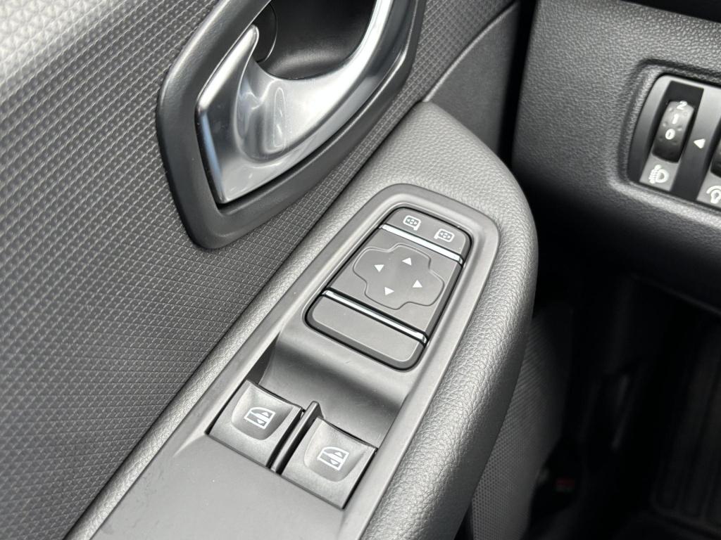 Renault Clio estate 0.9 tce zen | trekhaak | navigatie | cruise control | a