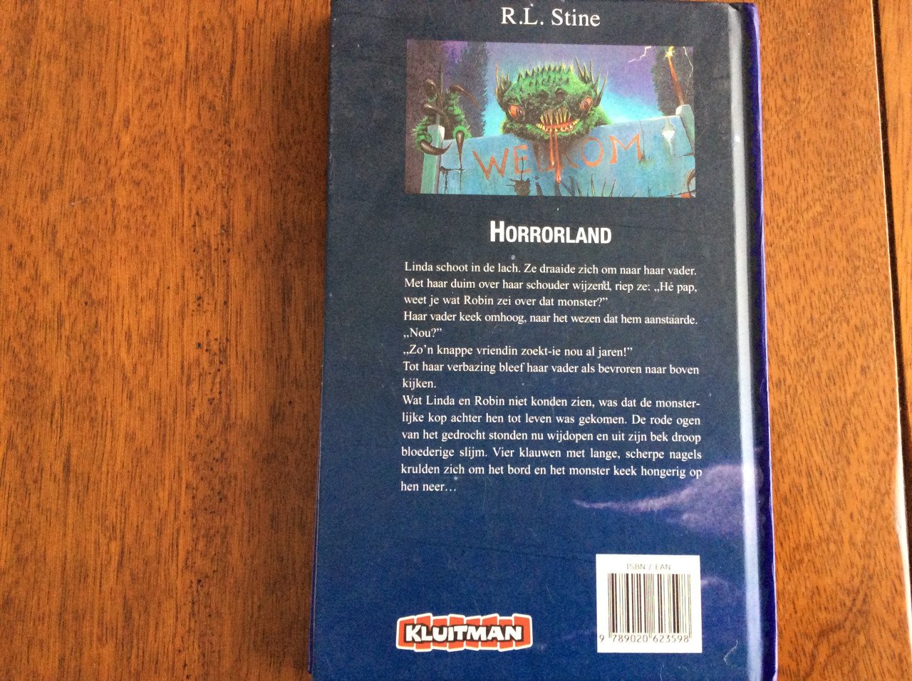Carrie Slee: Dat heb ik weer.         Kippenvel. Horrorland.    R.L. Stine.