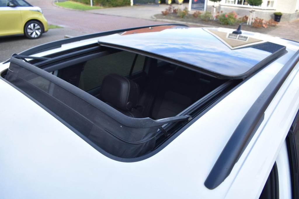 Volkswagen Tiguan 1.5 tsi act highline | r-line | black style | trekhaak | 