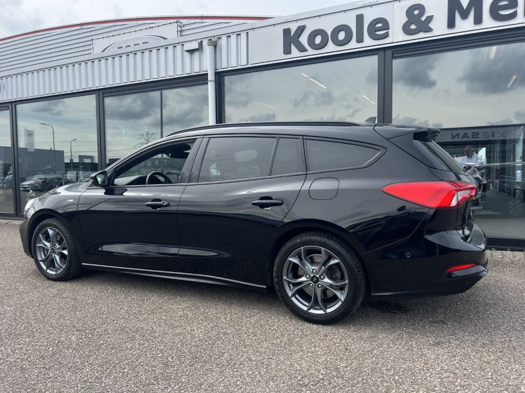 Ford Focus wagon 1.0 ecoboost hybrid 125pk st line business , trekhaak , wi