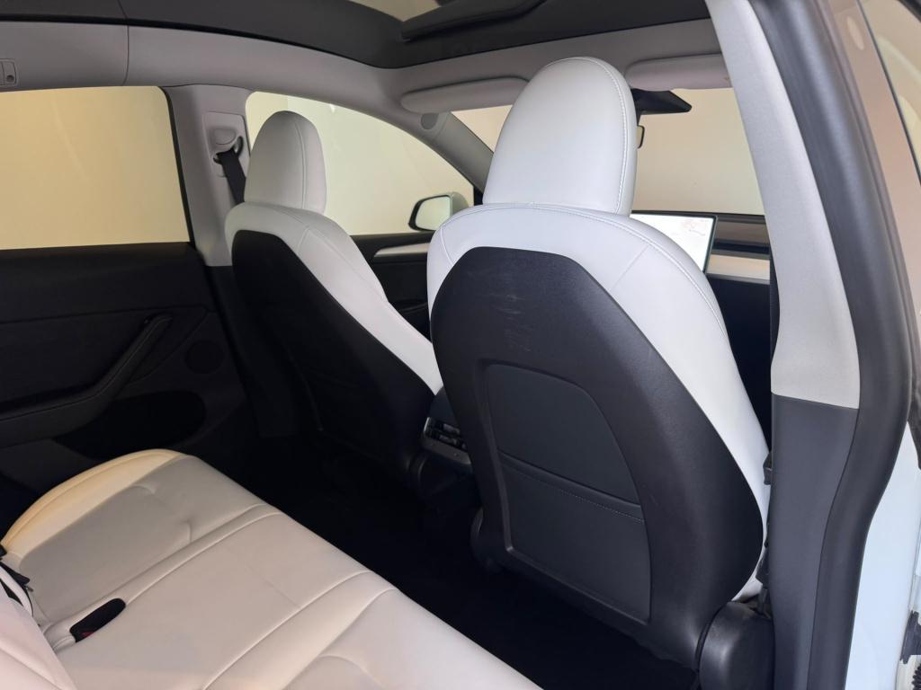 Tesla Model Y rwd 58 kwh / soh 98%